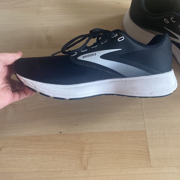 Brooks Range 2s - Picture 3 of 4